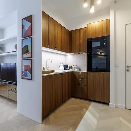 Berlioz - Splendid In Center